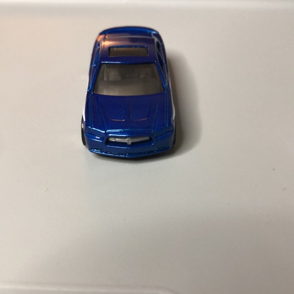 Dodge Charger R/T Gotham PD - Picture 4 of 9